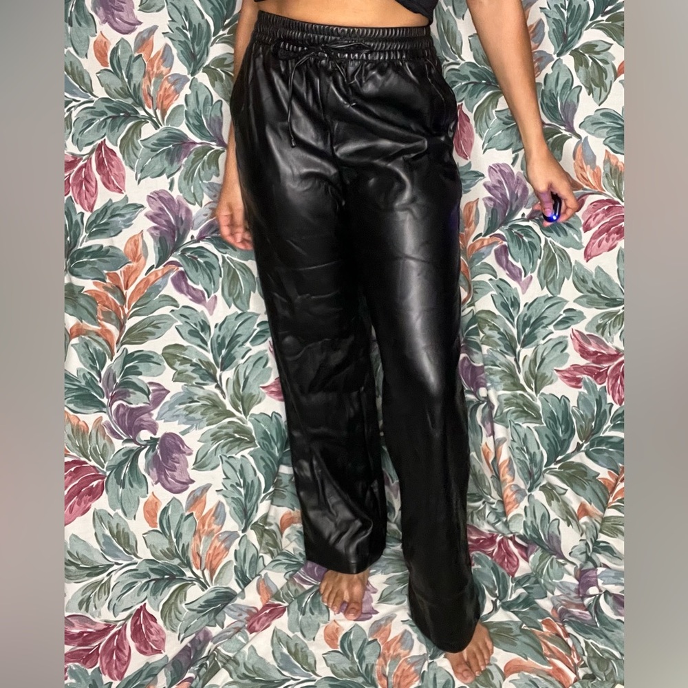 NWT Black Gap Faux Leather Elastic Waist Wide Leg Pants